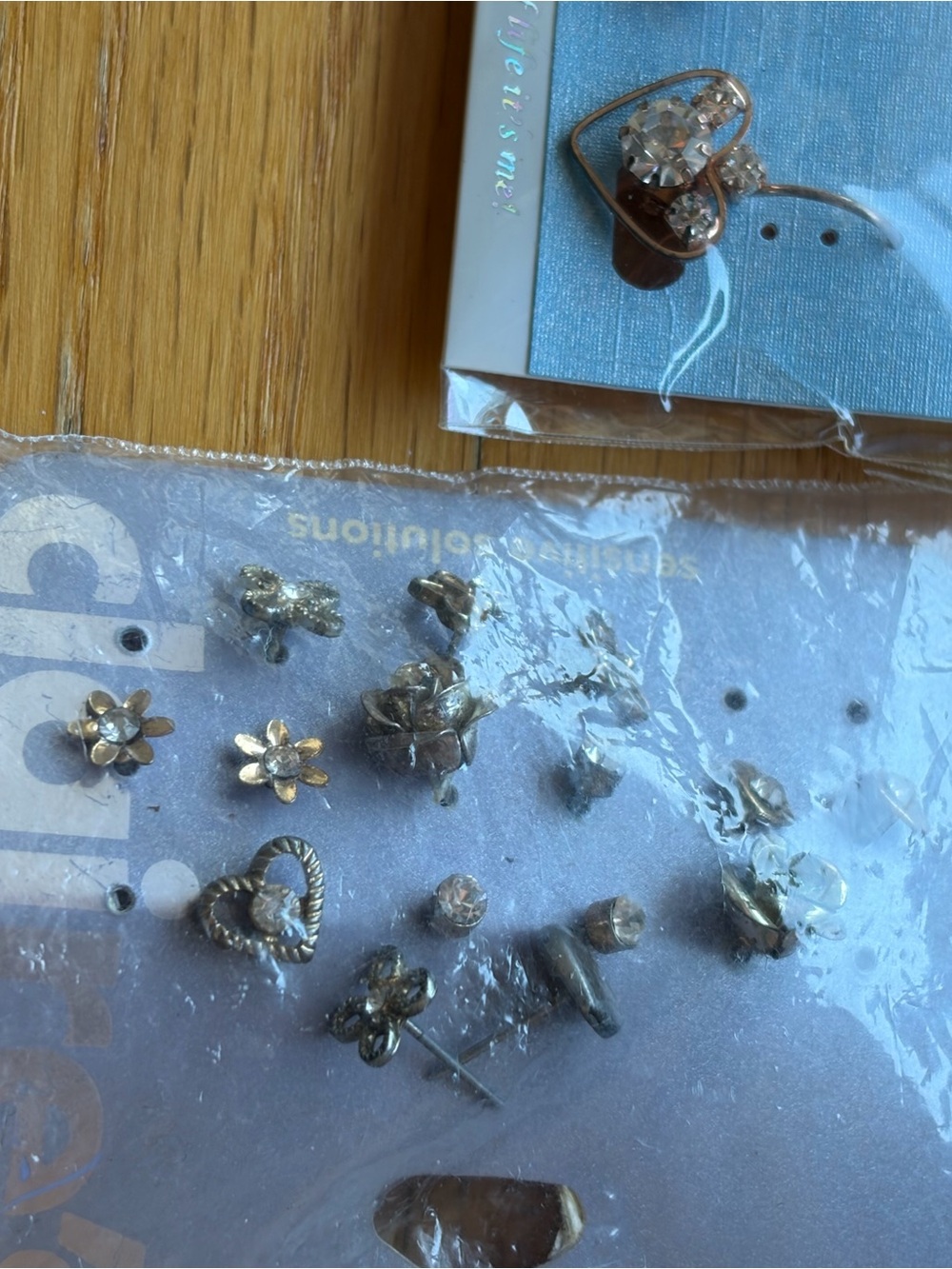 Jewelry - Picture 4 of 4